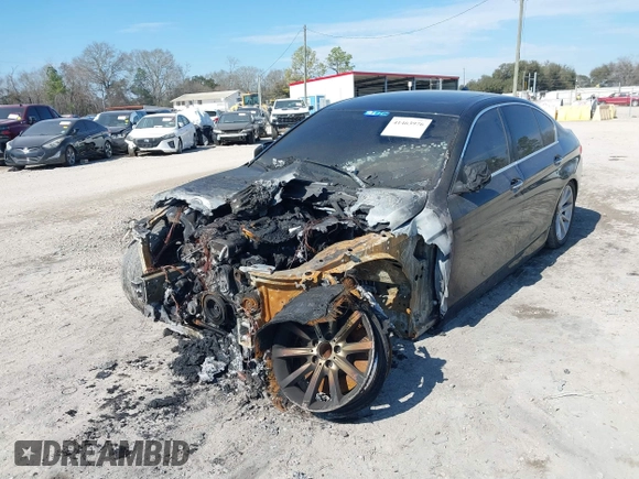 2014 BMW 5 Series 535i with VIN WBA5B1C50ED484262, listed as a IAAI auction lot 41463976 with Not Provided miles. Bid and sale history available at carsss.com. Image 6.