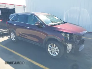 2016 Kia Sorento LX with VIN 5XYPGDA30GG154142, listed as a IAAI auction lot 41899356 with 141,312 mi miles. Bid and sale history available at carsss.com. Image 1.