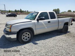 2005 Chevrolet Silverado 1500 LS with VIN 1GCEC19T15Z281373, listed as a Copart auction lot 61410275 with 164,831 mi miles and Salvage title. Bid and sale history available at DreamBid. Image 1.
