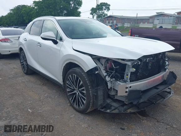 2024 Lexus RX 350 z VIN 2T2BAMBA4RC028661, wystawiony jako IAAI lot #42252708 z przebiegiem 19 141 mil mil oraz . Historia ofert i sprzedaży dostępna na DreamBid. Obrazek 1.