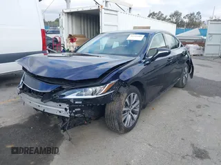 2021 Lexus ES with VIN 58ACA1C15MU010045, listed as a IAAI auction lot 41545909 with 24,694 mi miles. Bid and sale history available at carsss.com. Image 2.