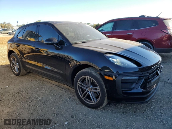 2022 Porsche Macan z VIN WP1AA2A58NLB10516, wystawiony jako Copart lot #77086564 z przebiegiem 26 974 mil mil oraz Czysty tytuł • Clean title. Historia ofert i sprzedaży dostępna na DreamBid. Obrazek 4.