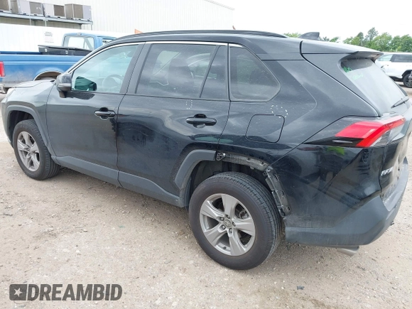 2024 Toyota RAV4 XLE with VIN 2T3P1RFV8RC440951, listed as a IAAI auction lot 42160027 with 35,000 mi miles. Bid and sale history available at carsss.com. Image 3.