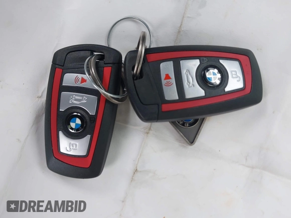 2020 BMW 2 Series 230i xDrive z VIN WBA2J3C02L7E63806, wystawiony jako IAAI lot #42270821 z przebiegiem 28 277 mil mil oraz . Historia ofert i sprzedaży dostępna na DreamBid. Obrazek 11.
