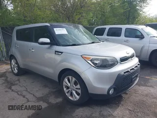 2014 Kia Soul + with VIN KNDJP3A58E7704120, listed as a IAAI auction lot 42109351 with 145,103 mi miles. Bid and sale history available at carsss.com. Image 1.