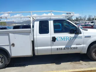 2005 Ford F-250 XL with VIN 1FTSX20P55EB36017, listed as a IAAI auction lot 41936267 with 400,138 mi miles and . Bid and sale history available at DreamBid. Image 13.