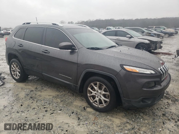 2016 Jeep Cherokee Altitude with VIN 1C4PJLCS2GW190661, listed as a Copart auction lot 45051135 with 70,294 mi miles and Salvage Title. Bid and sale history available at carsss.com. Image 4.