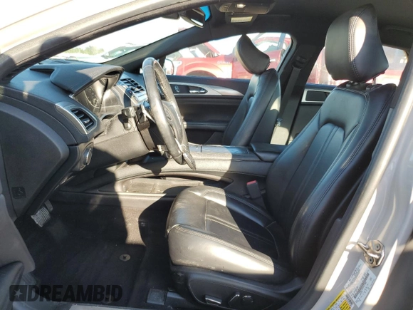 2020 Lincoln MKZ Standard with VIN 3LN6L5A95LR612884, listed as a Copart auction lot 46570565 with 34,033 mi miles and Salvage Title. Bid and sale history available at DreamBid. Image 7.