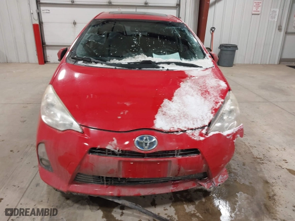 2013 Toyota Prius c One with VIN JTDKDTB32D1038030, listed as a IAAI auction lot 41568174 with 1 mi miles. Bid and sale history available at carsss.com. Image 11.