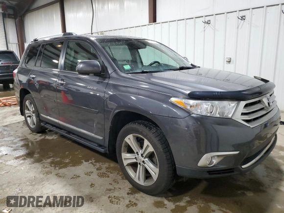 2013 Toyota Highlander Limited z VIN 5TDDK3EH4DS189685, wystawiony jako Copart lot #57665715 z przebiegiem 147 929 mil mil oraz Czysty tytuł • Clean title. Historia ofert i sprzedaży dostępna na DreamBid. Obrazek 4.