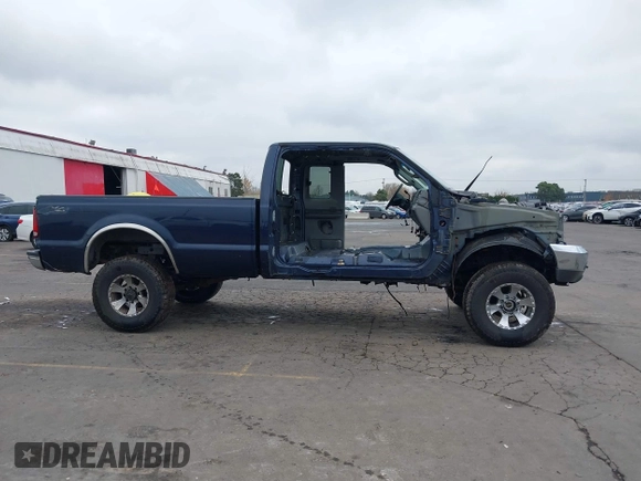 2003 Ford Super Duty F-250 XL with VIN 1FTNX21PX3EB41240, listed as a IAAI auction lot 40984229 with 1 mi miles. Bid and sale history available at carsss.com. Image 12.