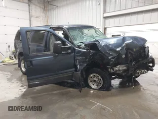 2003 Ford Excursion XLT z VIN 1FMNU41S23EC80959, wystawiony jako IAAI lot #41478156 z przebiegiem Nie podano mil oraz . Historia ofert i sprzedaży dostępna na DreamBid. Obrazek 1.