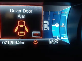 2020 Ford Edge Titanium z VIN 2FMPK4K91LBA91290, wystawiony jako IAAI lot #42494043 z przebiegiem 71 254 mil mil oraz . Historia ofert i sprzedaży dostępna na DreamBid. Obrazek 23.