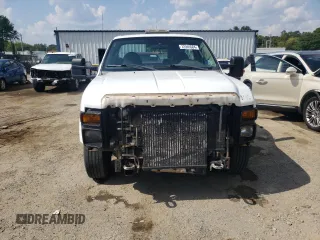 2008 Ford F-250 z VIN 1FTSF20R98EC21452, wystawiony jako Copart lot #72365584 z przebiegiem 178 764 mil mil oraz Szkoda całkowita • Salvage title. Historia ofert i sprzedaży dostępna na DreamBid. Obrazek 5.