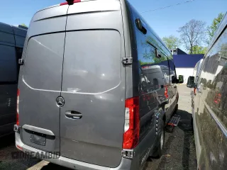2021 Mercedes-Benz Sprinter with VIN W1W9ED3YXMT069207, listed as a Copart auction lot 53903884 with 17,612 mi miles and Clean Title. Bid and sale history available at DreamBid. Image 4.