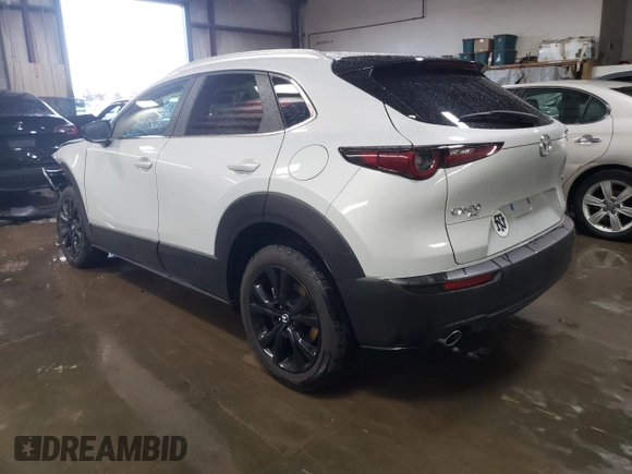 2024 Mazda CX-30 S Select Sport z VIN 3MVDMBBM1RM715881, wystawiony jako Copart lot #43393485 z przebiegiem 2535 mil mil oraz Szkody całkowita. Historia ofert i sprzedaży dostępna na DreamBid. Obrazek 2.