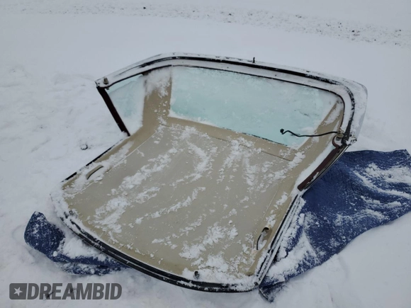 1986 Mercedes-Benz 560 SL z VIN WDBBA48D8GA042178, wystawiony jako Copart lot #41809525 z przebiegiem 80 788 mil mil oraz Szkody całkowita. Historia ofert i sprzedaży dostępna na DreamBid. Obrazek 12.