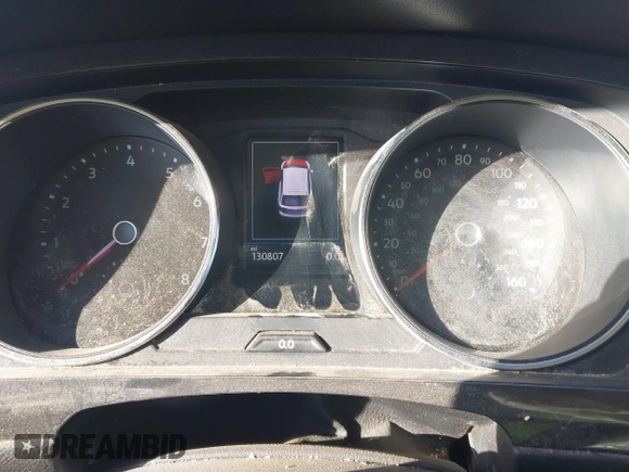2018 Volkswagen Tiguan SEL z VIN 3VV3B7AXXJM088230, wystawiony jako IAAI lot #41680855 z przebiegiem 130 807 mil mil oraz . Historia ofert i sprzedaży dostępna na DreamBid. Obrazek 7.