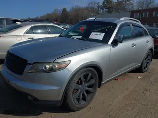 2005 Infiniti FX45 with VIN JNRBS08W15X400286, listed as a IAAI auction lot 41810304 with 99,531 mi miles. Bid and sale history available at carsss.com. Image 2.