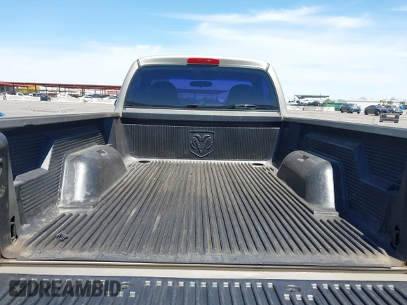 2002 Dodge Dakota with VIN 1B7FL16X72S642881, listed as a IAAI auction lot 42153560 with 220,917 mi miles and . Bid and sale history available at carsss.com. Image 8.