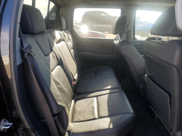 2010 Honda Ridgeline RTL with VIN 5FPYK1F53AB010683, listed as a Copart auction lot 42222215 with 136,816 mi miles and Salvage Title. Bid and sale history available at carsss.com. Image 10.
