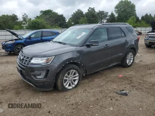 2017 Ford Explorer XLT z VIN 1FM5K7D8XHGB77436, wystawiony jako Copart lot #57782975 z przebiegiem 41 704 mil mil oraz Szkoda całkowita • Salvage title. Historia ofert i sprzedaży dostępna na DreamBid. Obrazek 1.