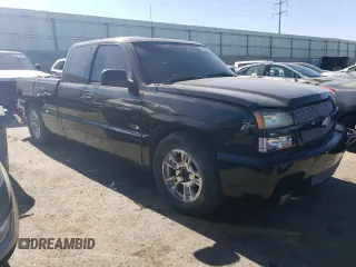 2003 Chevrolet Silverado SS z VIN 2GCEK19N131398509, wystawiony jako Copart lot #52505064 z przebiegiem Nie podano mil oraz Szkody całkowita. Historia ofert i sprzedaży dostępna na DreamBid. Obrazek 4.