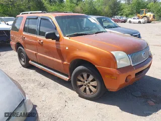 2004 Mercury Mountaineer Convenience with VIN 4M2DU66WX4ZJ03054, listed as a IAAI auction lot 42041152 with 280,326 mi miles. Bid and sale history available at carsss.com. Image 1.
