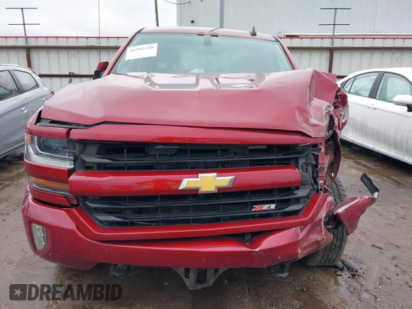 2018 Chevrolet Silverado 1500 LT with VIN 3GCUKREC5JG387905, listed as a IAAI auction lot 41392528 with 96,087 mi miles. Bid and sale history available at carsss.com. Image 12.