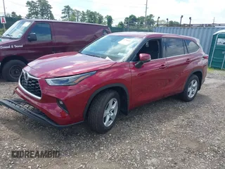 2021 Toyota Highlander L with VIN 5TDBZRBH8MS529396, listed as a IAAI auction lot 42708605 with 49,455 mi miles and . Bid and sale history available at DreamBid. Image 2.