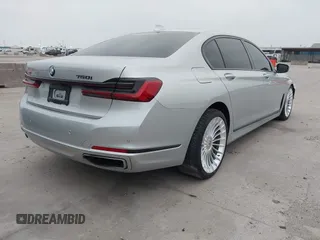 2020 BMW 7 Series 750i xDrive with VIN WBA7U2C04LBM61931, listed as a IAAI auction lot 41835563 with 42,811 mi miles. Bid and sale history available at carsss.com. Image 4.