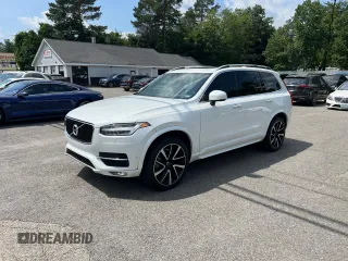 2018 Volvo XC90 Momentum z VIN YV4A22PK9J1319424, wystawiony jako Copart lot #62407515 z przebiegiem 172 293 mil mil oraz Czysty tytuł • Clean title. Historia ofert i sprzedaży dostępna na DreamBid. Obrazek 2.