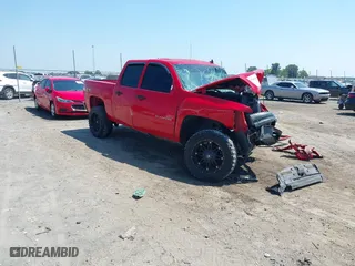 2010 Chevrolet Silverado 1500 LS with VIN 3GCRKREA9AG253953, listed as a IAAI auction lot 39794046 with 1 mi miles. Bid and sale history available at carsss.com. Image 1.