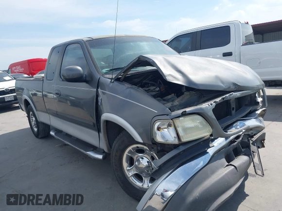 2002 Ford F-150 XL с VIN 1FTRX17W22NB51110, выставлен на аукционе IAAI как лот 42065464 с пробегом 346 583 миль миль и . История ставок и продаж доступна на DreamBid. Изображение 13.