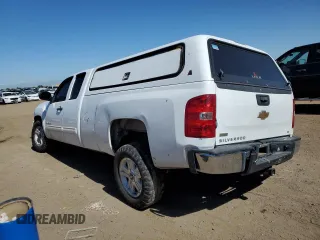 2011 Chevrolet Silverado 1500 LT with VIN 1GCRKSE03BZ418878, listed as a Copart auction lot 57763574 with 197,372 mi miles and Salvage Title. Bid and sale history available at DreamBid. Image 2.