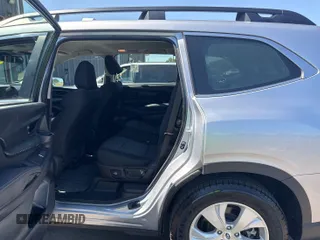2023 Subaru Ascent Premium z VIN 4S4WMAAD2P3401303, wystawiony jako IAAI lot #42836533 z przebiegiem 30 589 mil mil oraz . Historia ofert i sprzedaży dostępna na DreamBid. Obrazek 7.