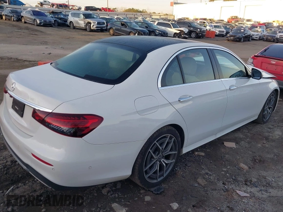 2021 Mercedes-Benz E 350 with VIN W1KZF8DB2MA918984, listed as a IAAI auction lot 41755143 with 69,668 mi miles and . Bid and sale history available at DreamBid. Image 4.