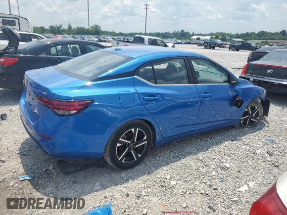 2024 Nissan Sentra SV z VIN 3N1AB8CV0RY375199, wystawiony jako Copart lot #61742905 z przebiegiem 11 557 mil mil oraz Szkoda całkowita • Salvage title. Historia ofert i sprzedaży dostępna na DreamBid. Obrazek 3.