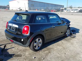 2014 MINI Hardtop with VIN WMWXM5C51ET972099, listed as a IAAI auction lot 41595497 with 113,496 mi miles and . Bid and sale history available at DreamBid. Image 4.