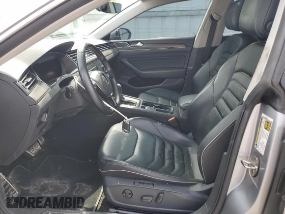 2019 Volkswagen Arteon z VIN WVWDR7AN8KE025650, wystawiony jako Copart lot #55305755 z przebiegiem 69 295 mil mil oraz Szkoda całkowita • Salvage title. Historia ofert i sprzedaży dostępna na DreamBid. Obrazek 7.