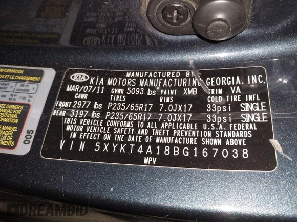 2011 Kia Sorento LX with VIN 5XYKT4A18BG167038, listed as a IAAI auction lot 41625650 with 238,628 mi miles. Bid and sale history available at carsss.com. Image 9.