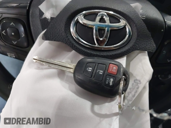 2017 Toyota Camry XLE with VIN 4T1BF1FK0HU639629, listed as a IAAI auction lot 42083171 with 68,809 mi miles and . Bid and sale history available at DreamBid. Image 11.