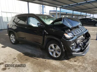 2019 Jeep Compass Latitude with VIN 3C4NJCBB1KT750032, listed as a Copart auction lot 82931994 with 59,293 mi miles and Salvage Title. Bid and sale history available at DreamBid. Image 4.
