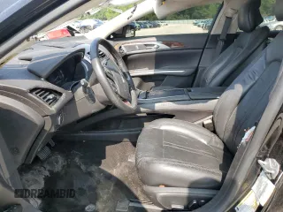2014 Lincoln MKZ Hybrid z VIN 3LN6L2LU8ER811947, wystawiony jako Copart lot #59055965 z przebiegiem 150 760 mil mil oraz Szkoda całkowita • Salvage title. Historia ofert i sprzedaży dostępna na DreamBid. Obrazek 7.