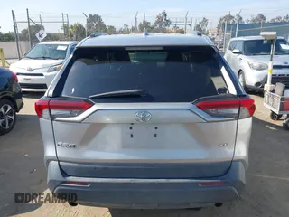 2019 Toyota RAV4 LE с VIN 2T3H1RFV4KC012255, выставлен на аукционе IAAI как лот 42454901 с пробегом 86 161 миль миль и . История ставок и продаж доступна на DreamBid. Изображение 16.