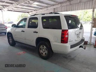 2010 Chevrolet Tahoe LS with VIN 1GNUKAE05AR172216, listed as a IAAI auction lot 42698775 with 259,416 mi miles and . Bid and sale history available at DreamBid. Image 14.