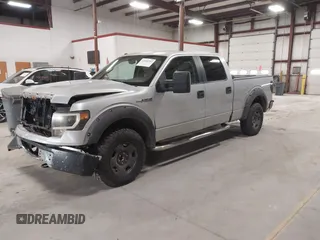 2009 Ford F-150 XL z VIN 1FTPW14V19FB24586, wystawiony jako IAAI lot #42050787 z przebiegiem 232 100 mil mil oraz . Historia ofert i sprzedaży dostępna na DreamBid. Obrazek 2.