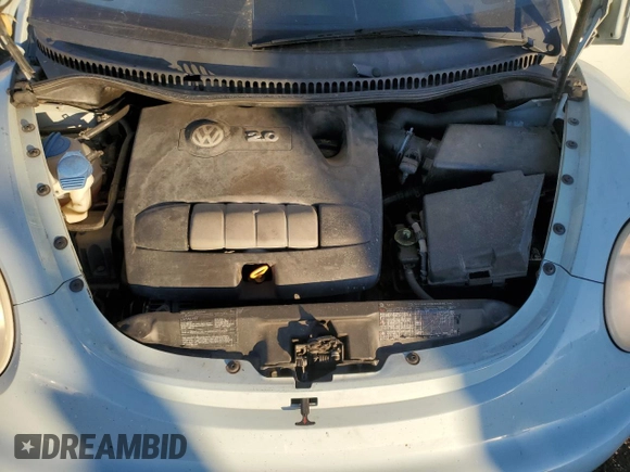 2004 Volkswagen Beetle GL with VIN 3VWBM31Y04M353115, listed as a Copart auction lot 88881005 with 123,870 mi miles and Salvage Title. Bid and sale history available at DreamBid. Image 11.