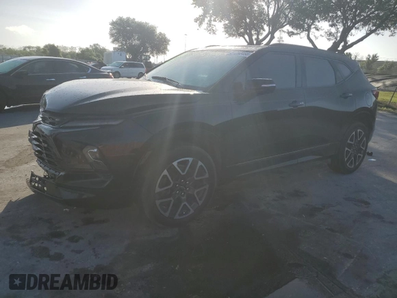 2023 Chevrolet Blazer RS z VIN 3GNKBERS3PS190889, wystawiony jako Copart lot #51268455 z przebiegiem 27 921 mil mil oraz Nie do naprawy • Non repairable. Historia ofert i sprzedaży dostępna na DreamBid. Obrazek 1.