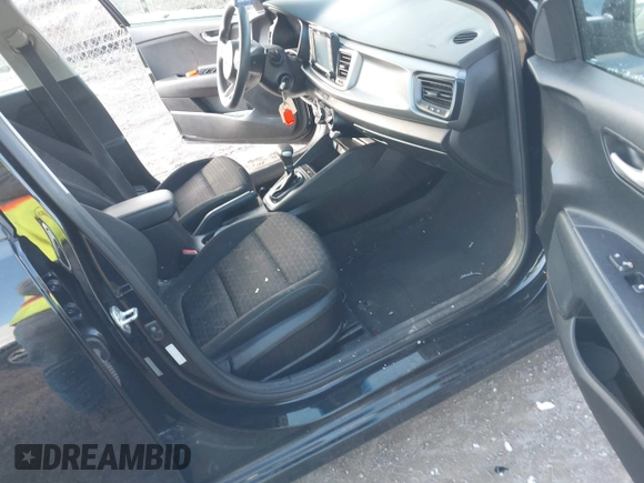 2019 Kia Rio S with VIN 3KPA24AB9KE209902, listed as a IAAI auction lot 41983203 with 31,231 mi miles. Bid and sale history available at carsss.com. Image 5.